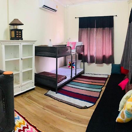 Baan Mae Somkid Homestay 수코타이 외부 사진